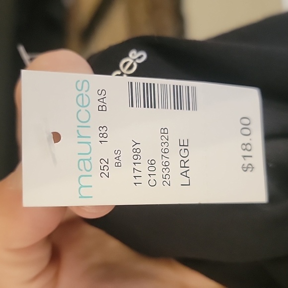 Womens Large Black Maurices tank NWT - Picture 4 of 4